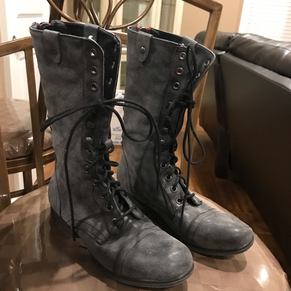 Combat boots- gray- Madden girl size 6.5